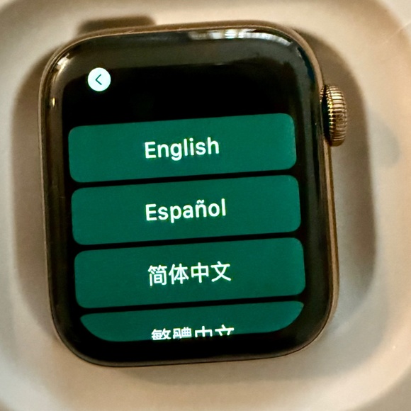 I Watch Series 5 with Celluar and GPS main image 5
